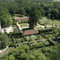 DOMAINE DE POULAINES - JARDINS ET GÎTES
