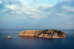 LES ILLES DIVING CENTER