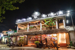 LA TAVERNE DES PIRATES