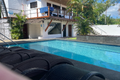 PARROT RESORT MOALBOAL