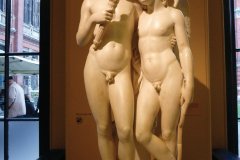 VICTORIA & ALBERT MUSEUM
