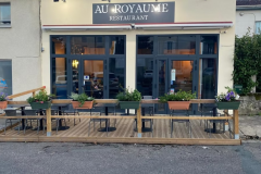 AU ROYAUME