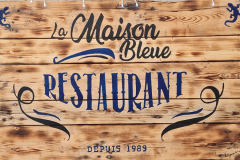 LA MAISON BLEUE