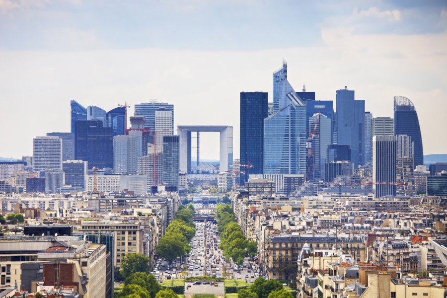 LA DÉFENSE