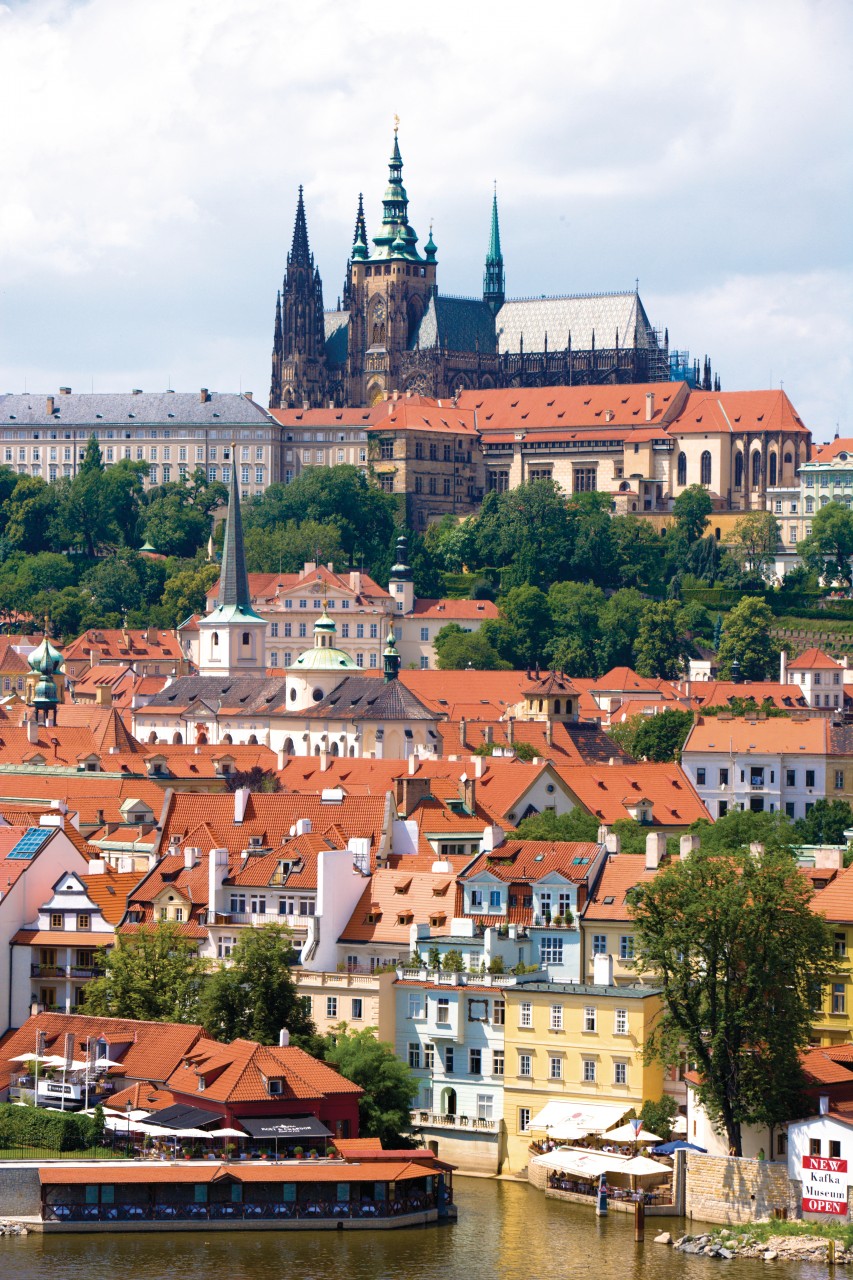 CHÂTEAU DE PRAGUE (PRAŽSKÝ HRAD) (© CHÂTEAU DE PRAGUE (PRAŽSKÝ HRAD)))