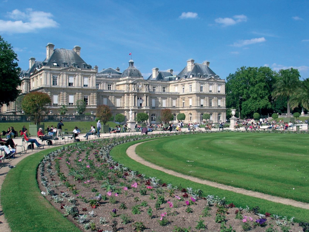 LE PALAIS DU LUXEMBOURG - LE SÉNAT (© LE PALAIS DU LUXEMBOURG - LE SÉNAT))