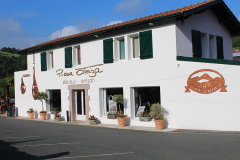 BOUTIQUE-RESTAURANT PIERRE OTEIZA