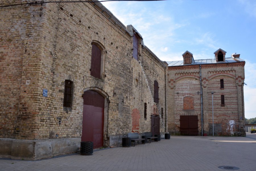 MARCHÉ ET QUARTIER MASKAVAS,  LA PETITE MOSCOU