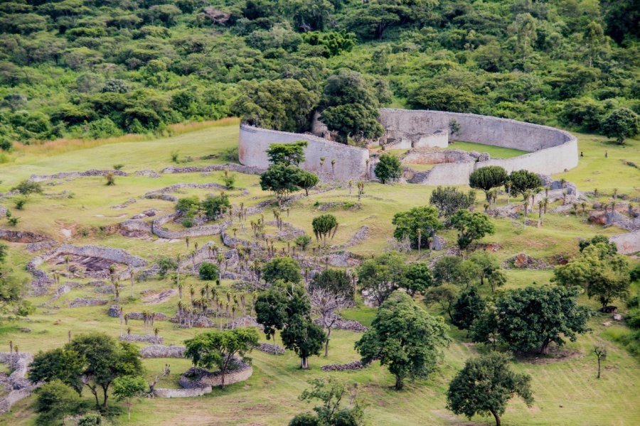 GREAT ZIMBABWE RUINS