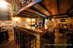 LE BAR À VIN
