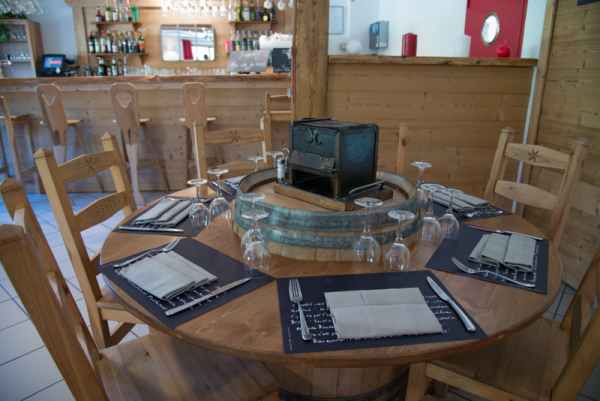 AUBERGE DE LA PRAILLE  Restaurant de cuisine française  Hauteville