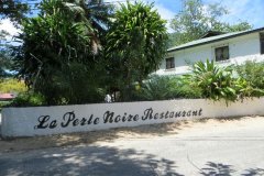 LA PERLE NOIRE