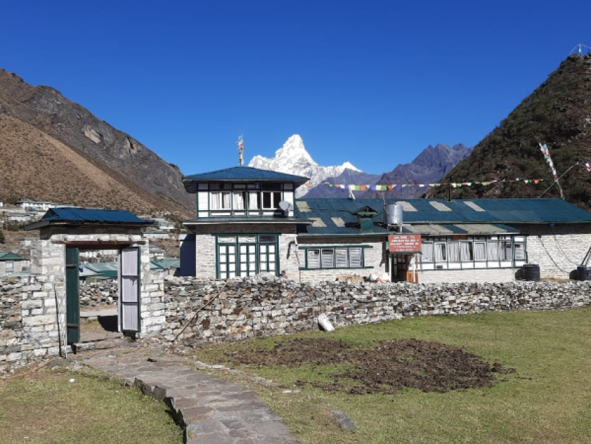 Expédition à l'Amadablam