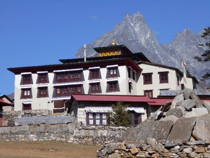Chemin de l'Amadablam