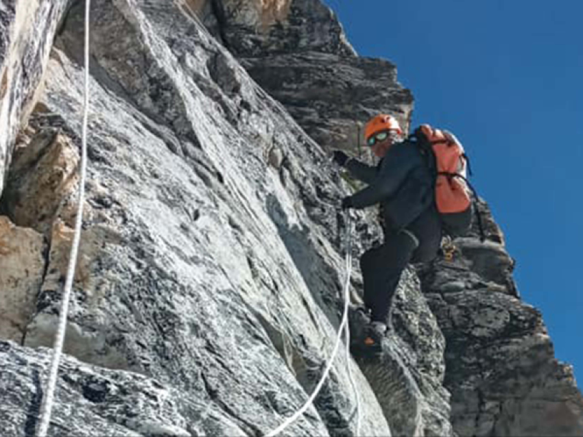 Escalade de l'Amadablam