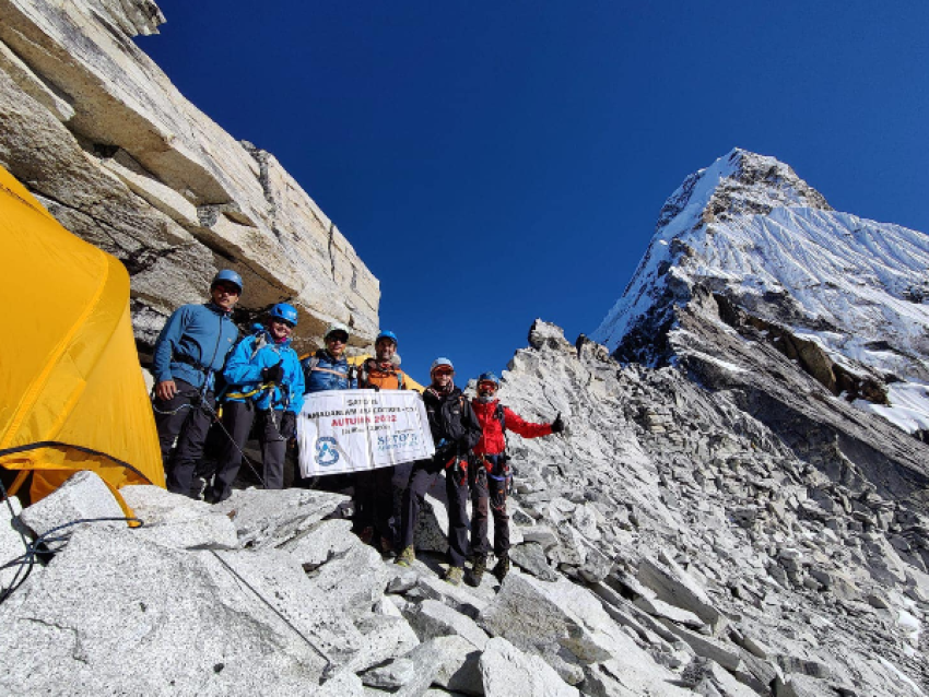 Camp 1 Amadablam