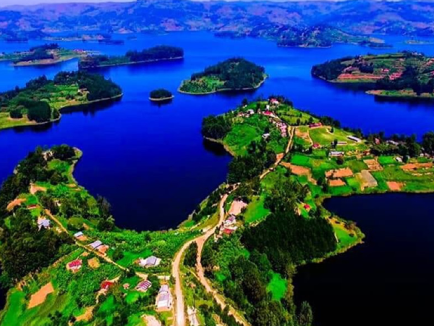 Lac Bunyonyi
