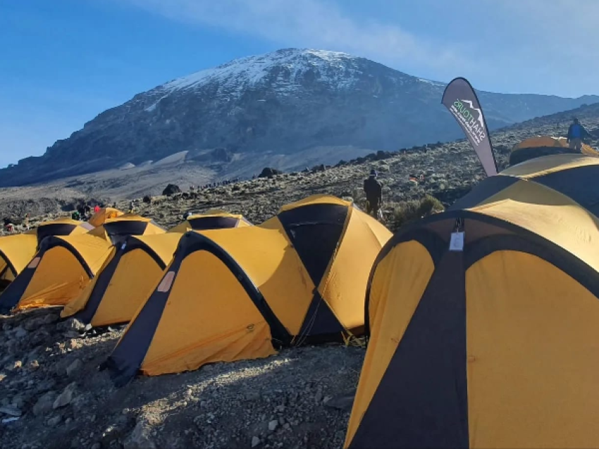TENTES SUR KILI